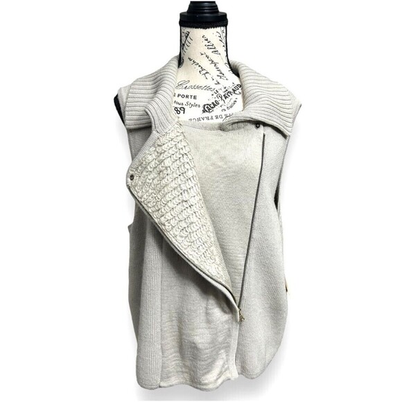 Coldwater Creek XL Wool Sweater Vest Oat Tan Asymmetrical Zip Collared Chic NWT - Picture 8 of 15